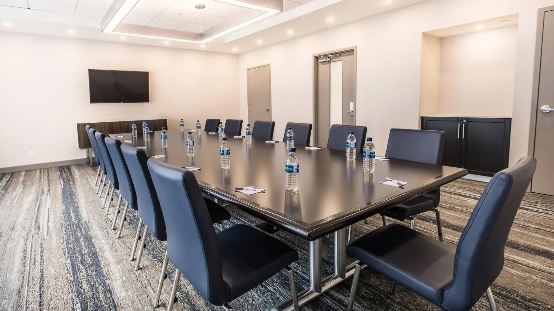 Holiday Inn Express Toronto-North York By Ihg