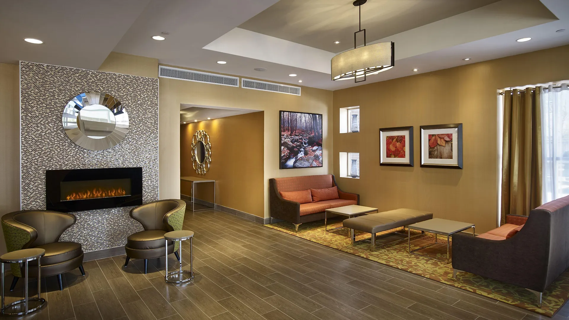 Holiday Inn Express Toronto-North York By Ihg ホテル トロント