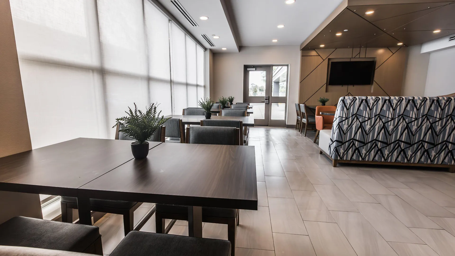 ホテル Holiday Inn Express Toronto-North York By Ihg